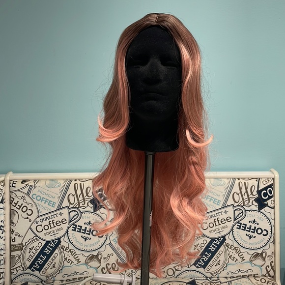 Pink ombré wig 24” - Picture 3 of 6